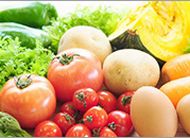 ビタミンやミネラルが豊富な多くの野菜、果物
