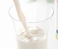 カルシウム豊富な牛乳